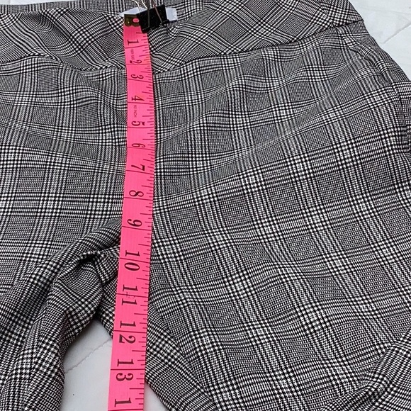 Camber and Grace slim leg, black and white checked pants. Size small. - Picture 12 of 15